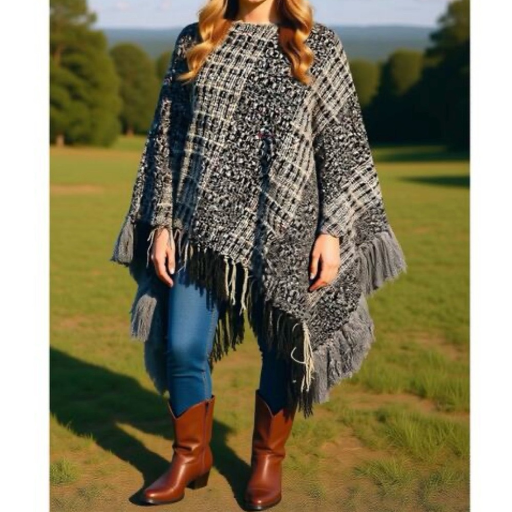 Vtg.Irish Studio Donegal heavy pure wool black+gray tweed poncho.Handmade.OS